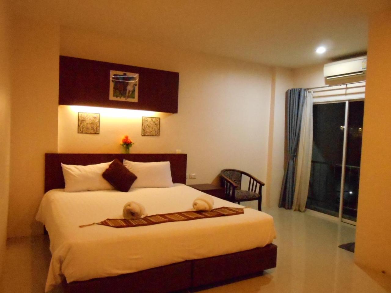 Hotel 7 Sky Residency Patong Exterior foto