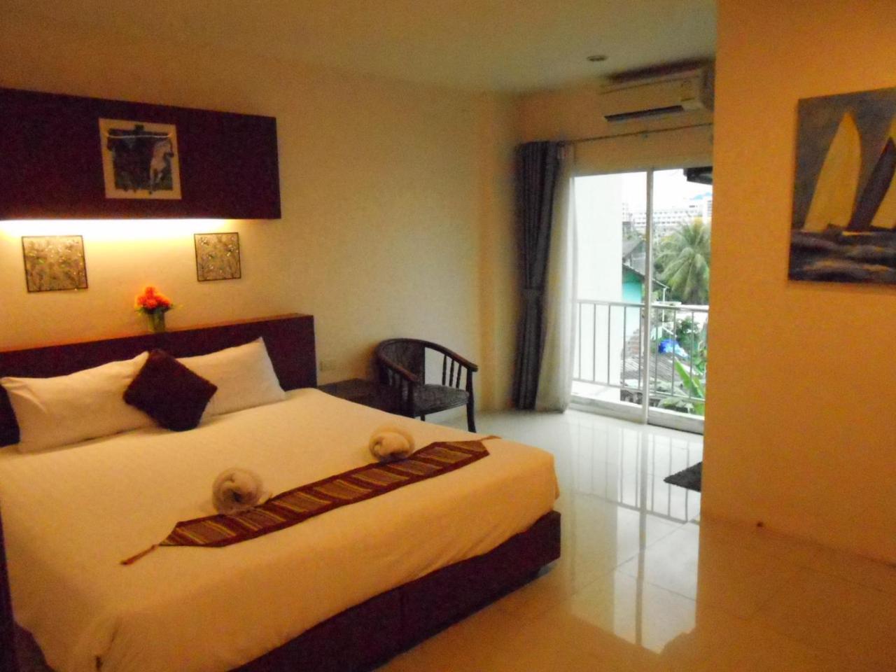 Hotel 7 Sky Residency Patong Exterior foto