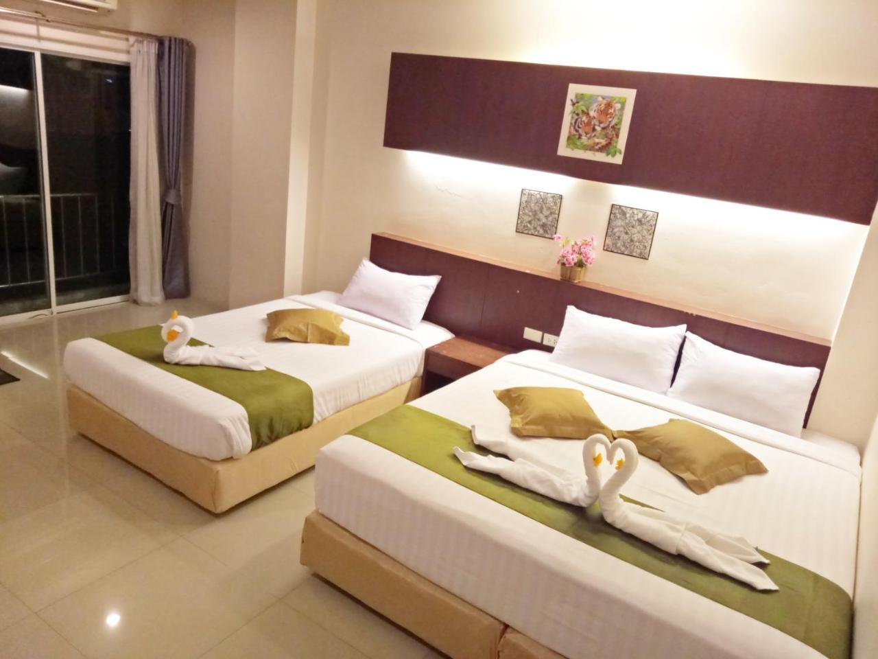 Hotel 7 Sky Residency Patong Exterior foto